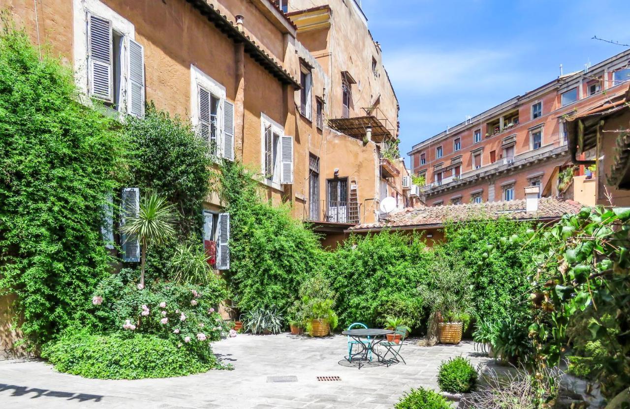 Casa Del Moro - Romantic Loft In Trastevere Dış mekan fotoğraf