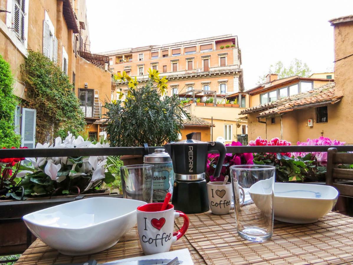 Casa Del Moro - Romantic Loft In Trastevere Dış mekan fotoğraf